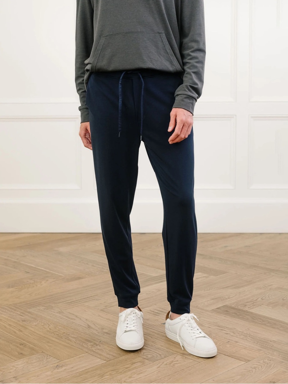 Cozy Earth Men’s Brushed Bamboo Jogger Pants in Navy Blue Size Medium